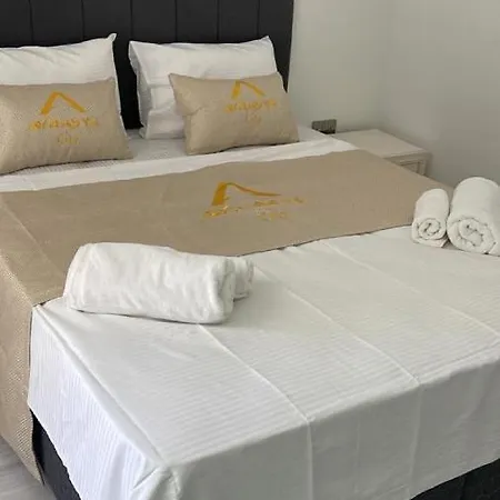 Fabulous Flat With Private Pool In Kyrenia Апартаменты *