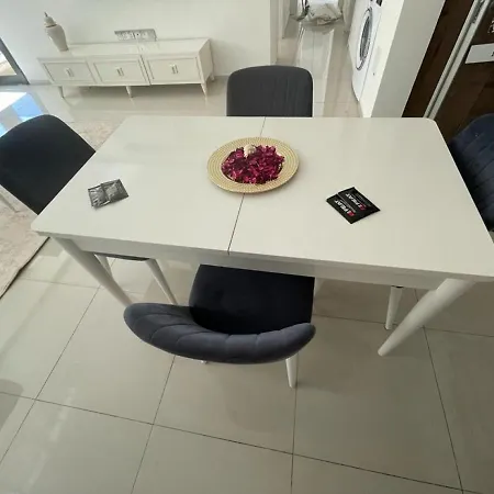 Fabulous Flat With Private Pool In Kyrenia *